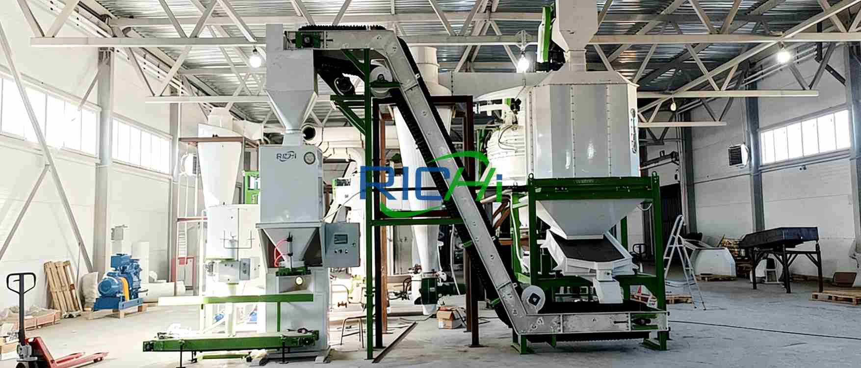 pet food machinery in Russia