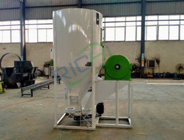 Vertical Mixing Tank