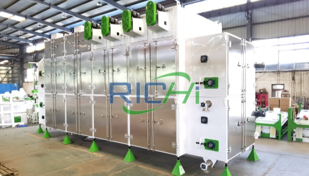 Richi ထုတ်လုပ်သည့် မက်ရှ်ဘဲလ်တ် လည်ပတ်စနစ်ပါဝင်သော အခြောက်စက်