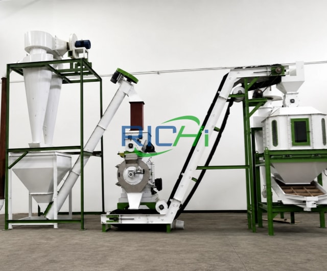 Ontario — Usine de transformation de sciure en granulés d'une capacité d'une tonne par heure
