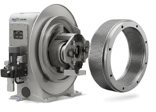 Ring die and pressure roller